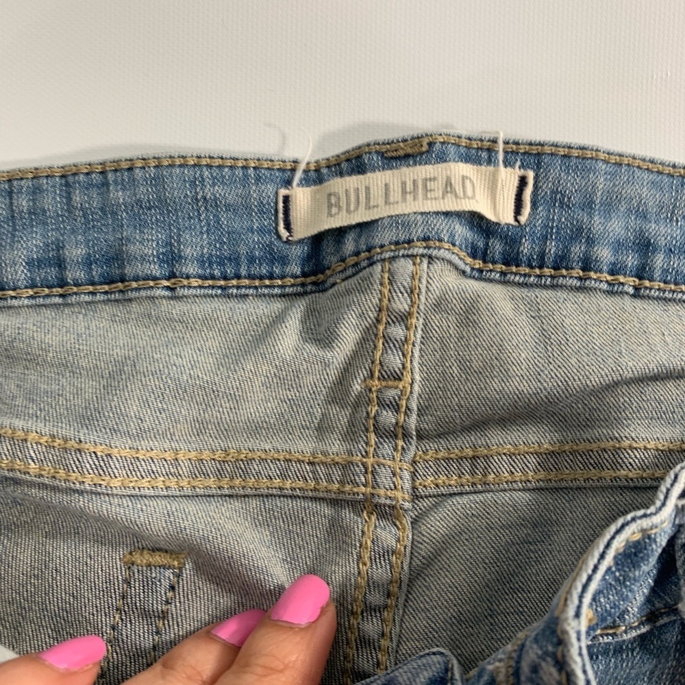 Bullhead | Denim Jeans 11R Distressed Torn Light Wash Stretchy - Picture 5 of 8